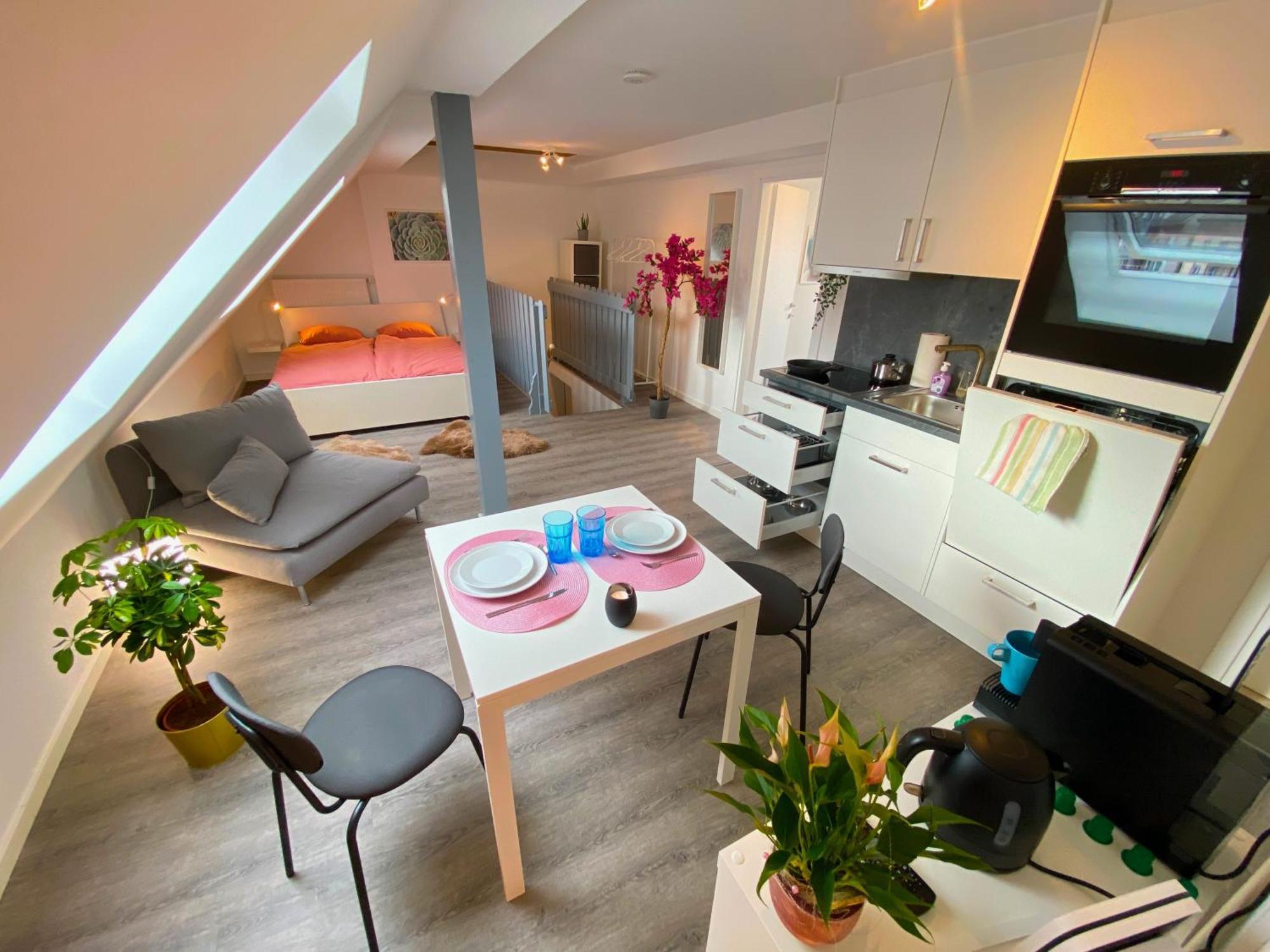 Ruhige, Neue Dachwohnung An Altstadt, Naehe Messe 세인트갈렌 외부 사진